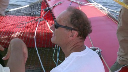 Niños brasileños navegan por primera vez