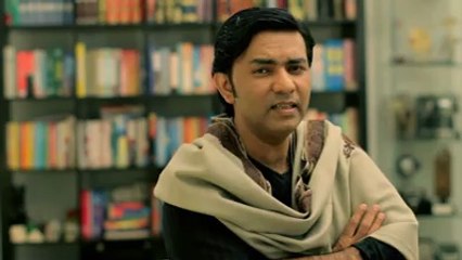 Sahil pa Khari ho ... Tumhy kia gham..Chali jana