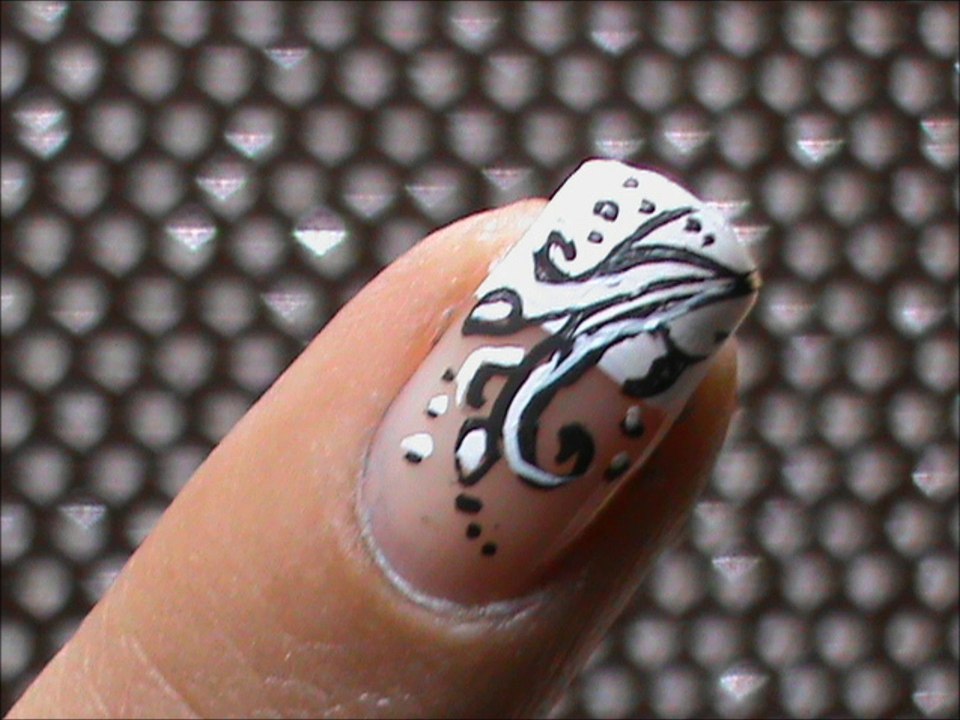 Shimmer French Tip - Easy Nail Design- easy nail art for short nails- nail art tutorial- beginners