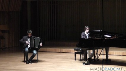 Piotr Zarzyka (akordeon), Marcin Wieczorek (fortepian)
