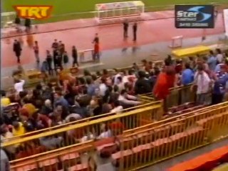 36η ΑΕΛ-Μαρκό 2003-04  Κόσμος, Σωτηρούλης ,Ζιάγκας (Λήξη)
