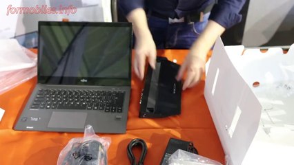Fujitsu LIFEBOOK U904 - Unboxing
