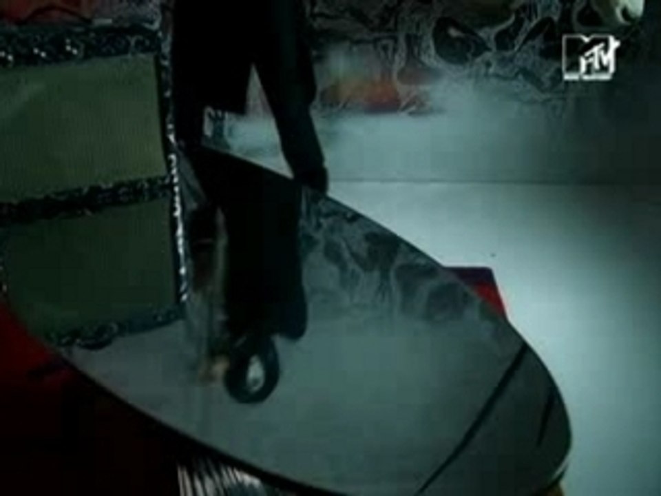 Muse-supermassive_black_hole