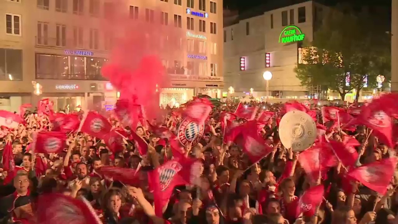 Bayern-Meisterfeier: 'Immer Vollgas!'