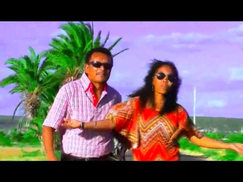 TIRIKE  -  Zaho mandigne  (gasy - malagasy)