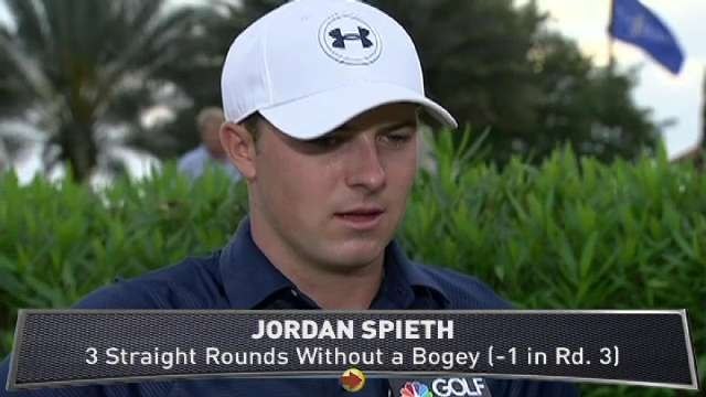 Spieth Bogey-less Again, Tied for Lead