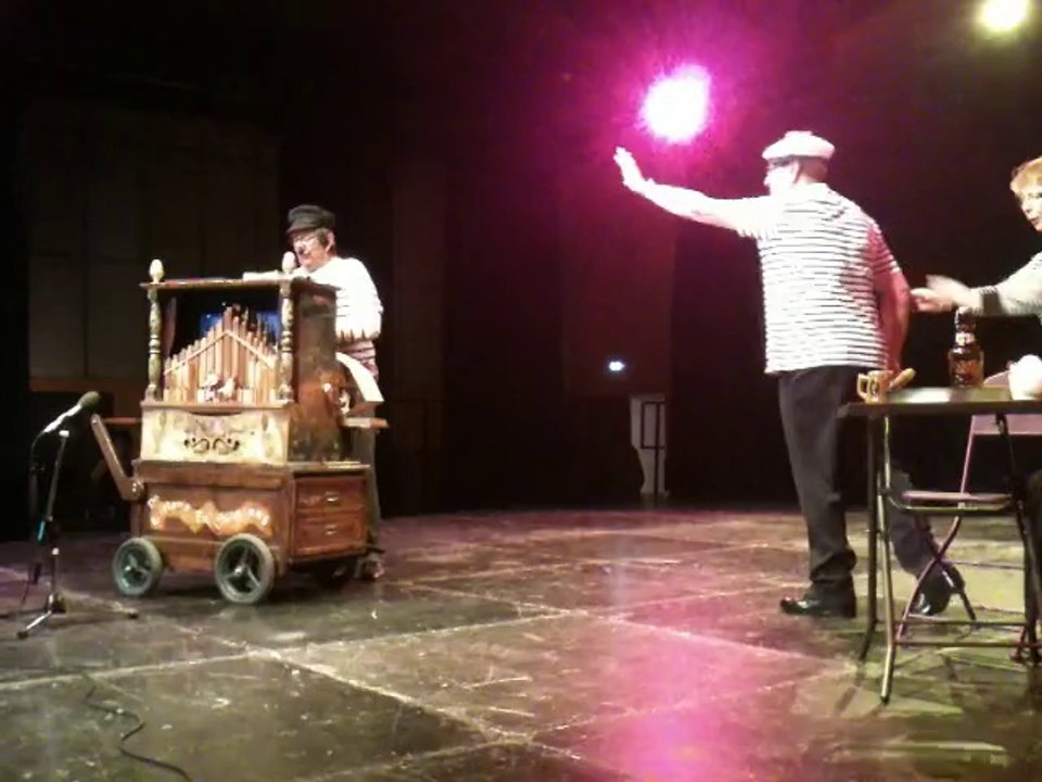 Blanquefort spectacle de variétés du club de l'amitié