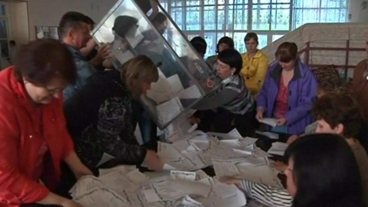 Voting closing in eastern Ukraine