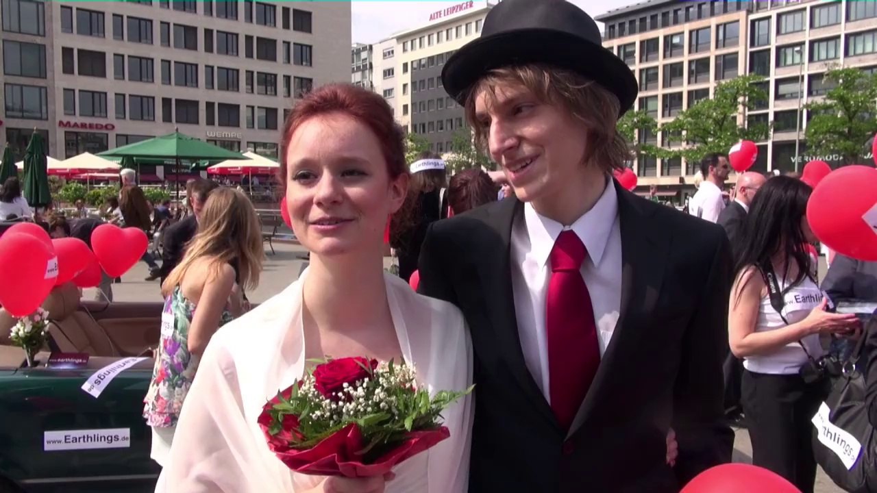 Hochzeits-Demo für einen Dokumentarfilm