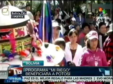 Evo Morales lanza programas para garantizar agua y alimentos al pueblo