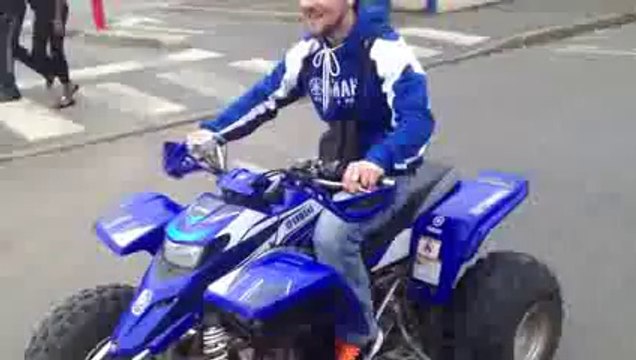 ROUE QUAD BLASTER 200 une main (Bondy Nord 93)