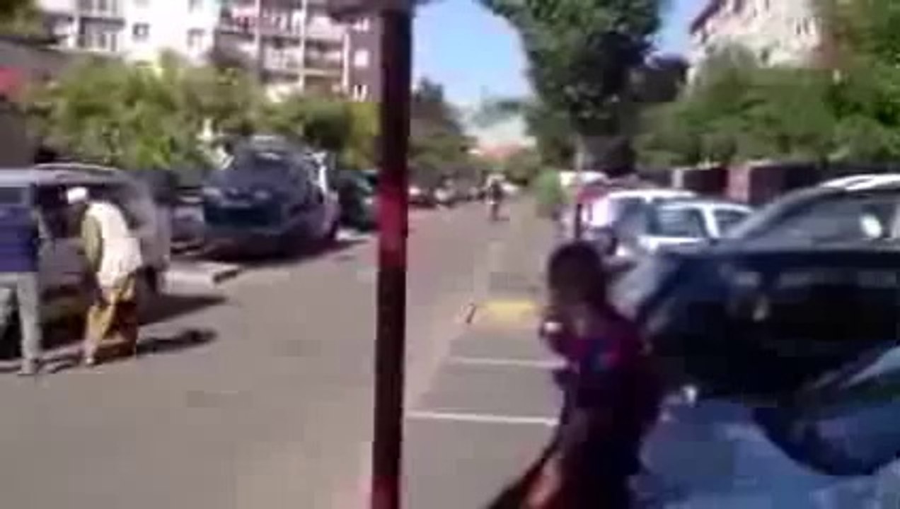 Course poursuite police vs cross (Bondy - 93)