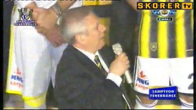 Aziz Yıldırım'ın Alex Diye Bağrılması Üzerine Taraftara Hakaret Etmesi