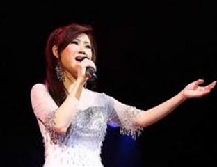 อรวี สัจจานนท์  /   ทั้งๆที่รู้