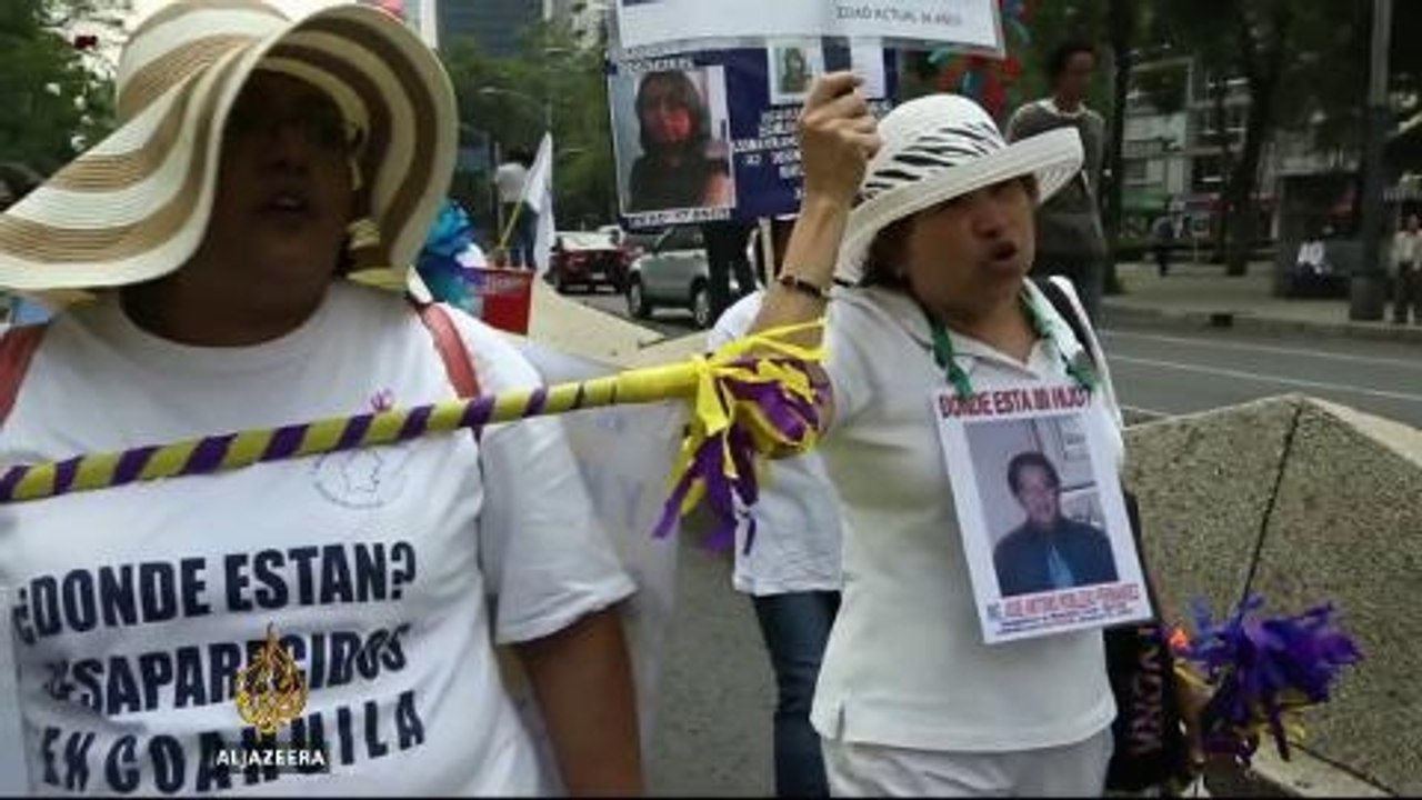 Rallies on Mother's Day in Mexico City