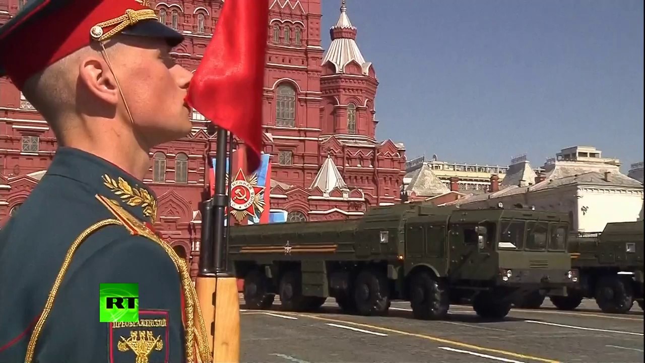 'Dashcam' video: Moscow's Victory Day parade from cameras placed on tanks & helicopters