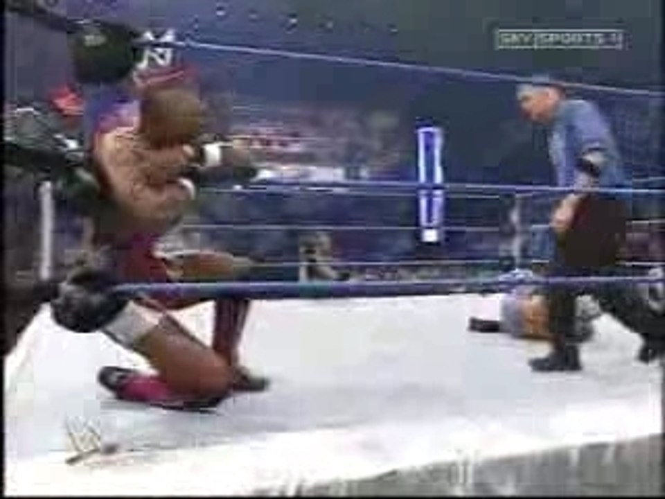 Mysterio vs Benjamin