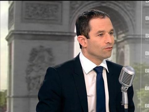 Hamon veut aider les communes en difficultés sur les rythmes scolaires - 12/05