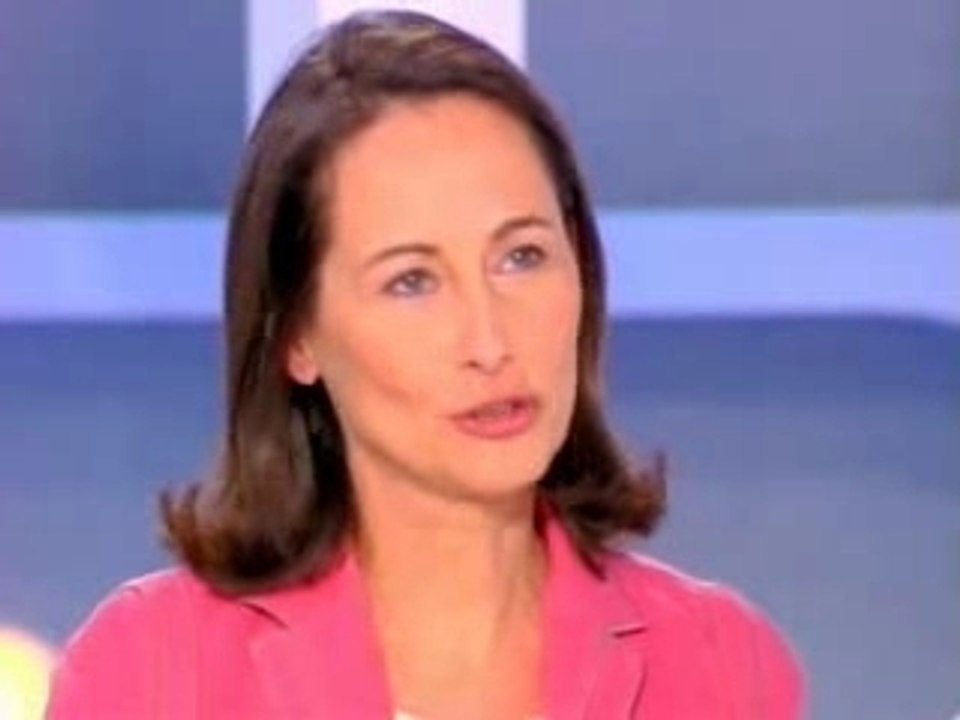 Ségolène dans Dimanche+ le 21/01 (C+)