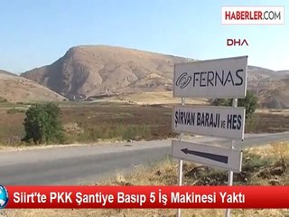Siirt'te İş Makinesi Yakıldı