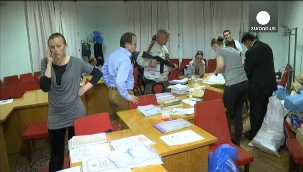 Massive majority for self-rule in Donetsk and Luhansk, Kyiv dubs vote 'a farce'