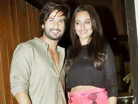 Shahid And Sonakshi's Secret Dinner Date I Latest Bollywood Gossip