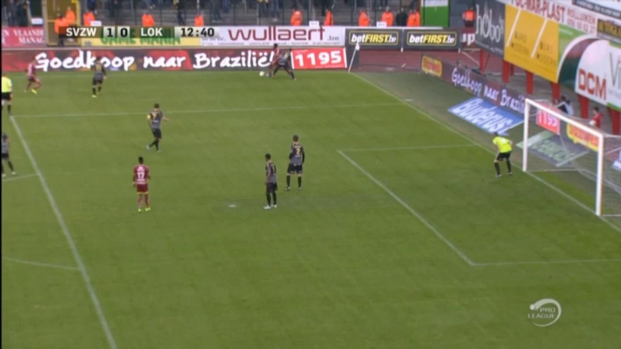 Jupiler league: hazard-knaller in den giebel