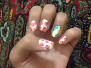 مناكير الورود + كل عام و انتم بخير