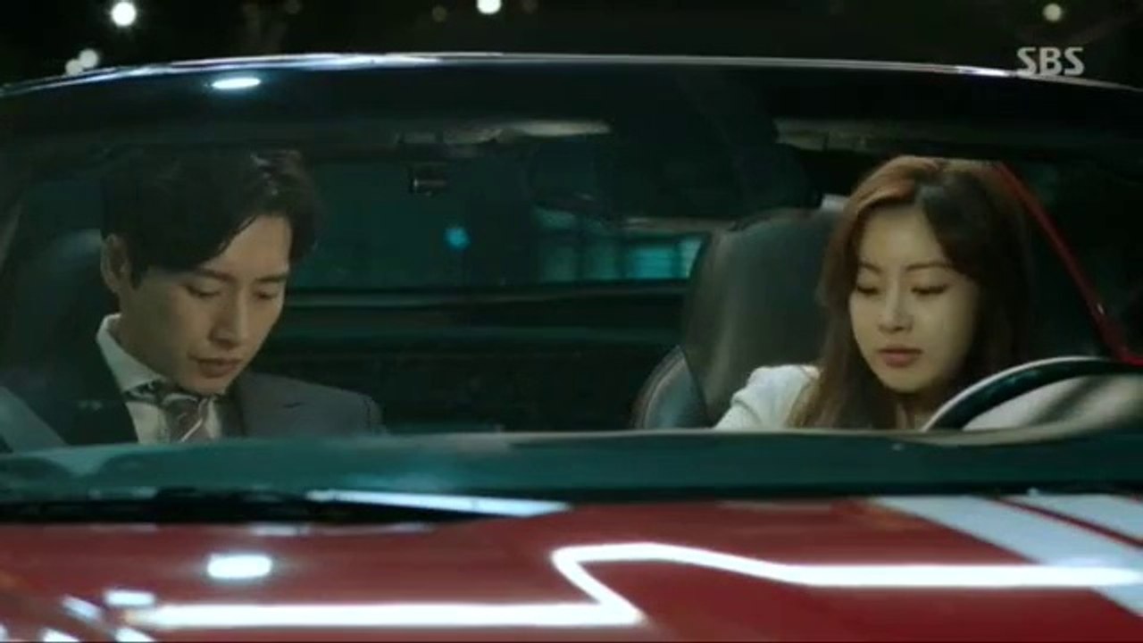 JJ + SH E3 Kiss cut