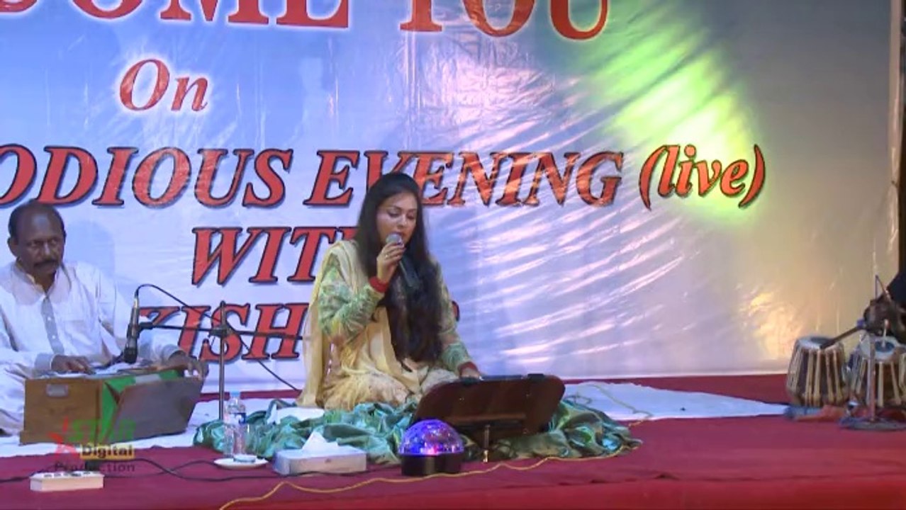 Ek Bar Muskara do by KISHWAR