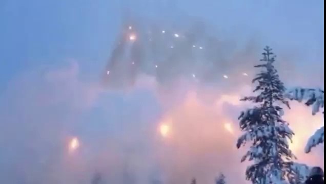 Tir de missiles sol-air dans la neige en Finlande
