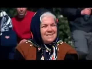 كيف يمكن لبسمة بريئة أن تغيير مجري مجتمع فيلم قصير مترجم