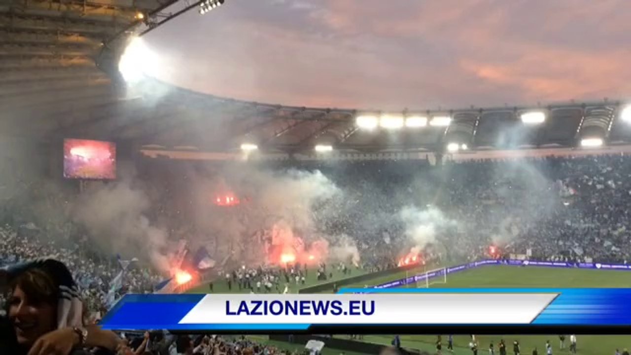 Di Padre in FIglio- Il tripudio biancoceleste dell'Olimpico sulle note di 'Vola Lazio Vola'