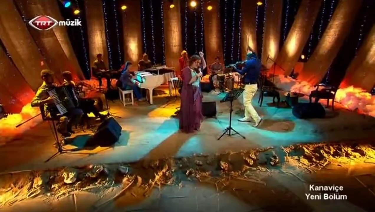 04 mircan kaya penceresi yola karşı 04.03.2014 kanaviçe