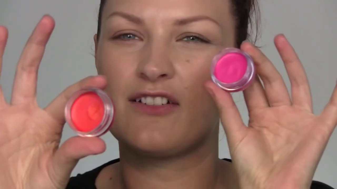 CREATIVE CREASES MAKE-UP TUTORIAL