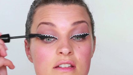 Creative Monochrome Zig Zag Eyeliner Makeup