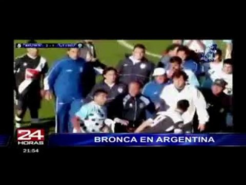 Bloque Deportivo: Farfán arribó esta noche para enfrentar a Inglaterra y Suiza (3/3)