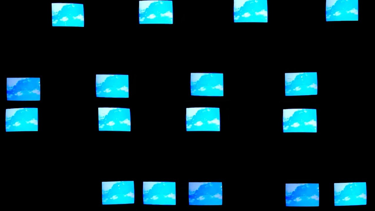 Himmel über Berlin 3 (video installation)
