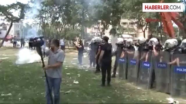 Kırmızılı Kadına Biber Gazı Sıkan Polis Memurunun Yargılanmasına Başlandı