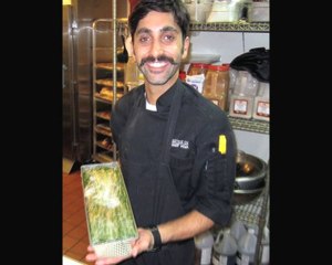 Discover Sunny Leone's Brother Sundeep: The Man Behind the Star 🌟