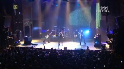 Garbage live detroit One mile high part 2