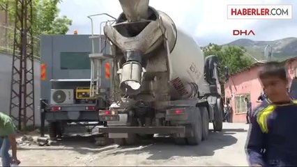 Hakkari Belediyesi Polis Noktası İnşaatını Mühürledi
