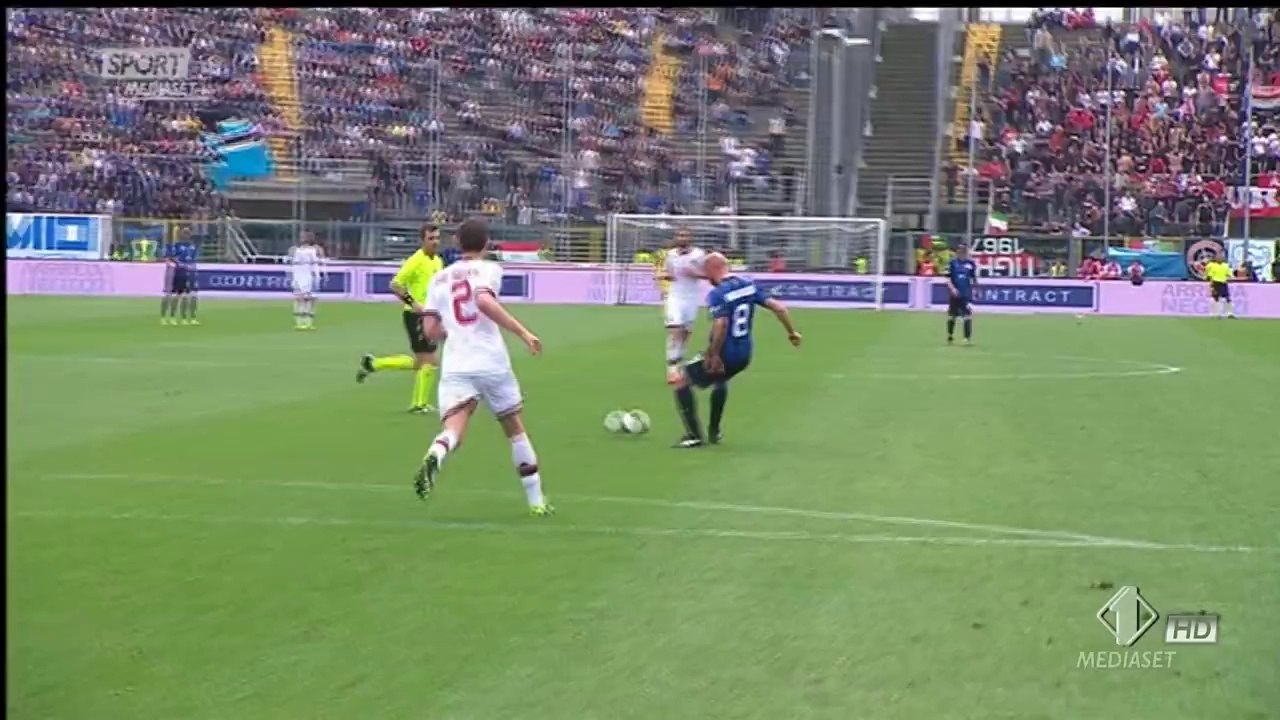 Franco Brienza great goal Atalanta 2-1 Milan 11-5-2014