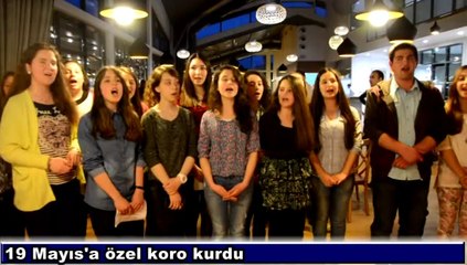 19 Mayıs'a özel koro kurdu