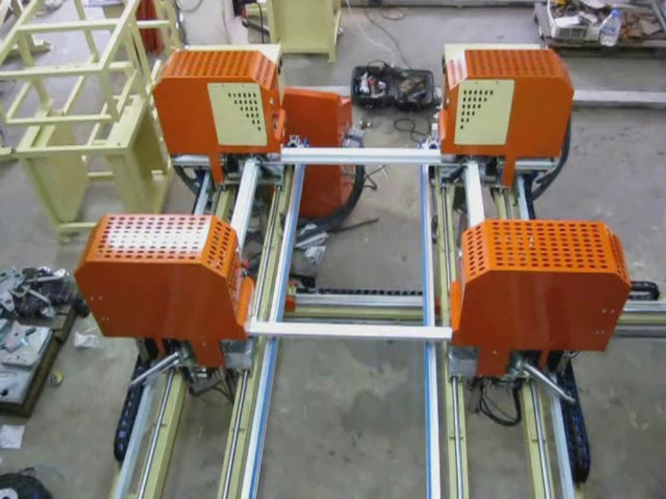 tezelmak pvc makinaları dört köşe kaynak makinası