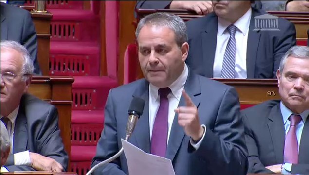 Xavier Bertrand - Réduction des dépenses militaires