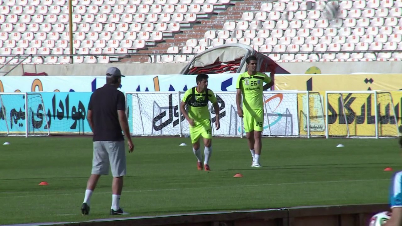 Seleção do Irã se queixa de uniforme