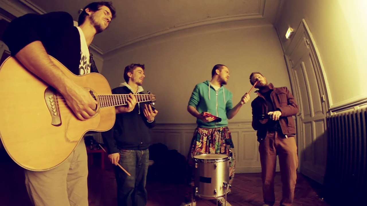 dELBi "Take a Ride" en acoustique dans les coulisses de la Condition Publique 2011