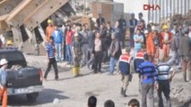 Hundreds trapped after explosion in Turkish coal mine