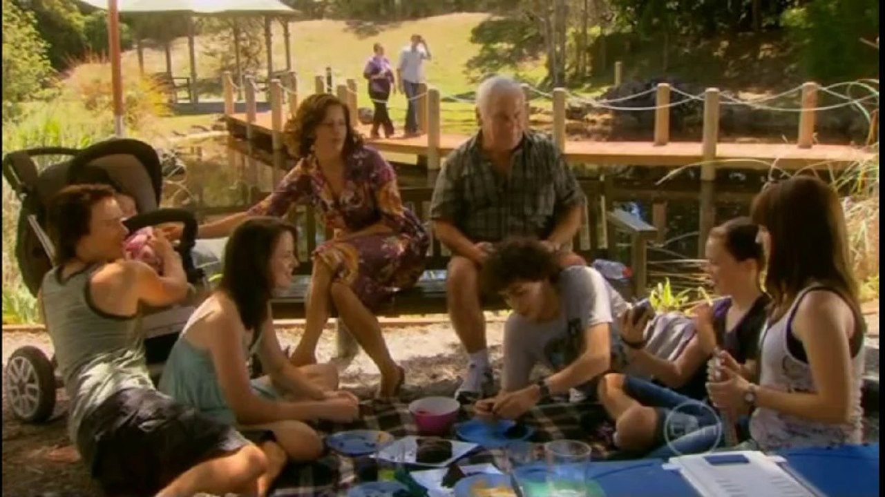 Neighbours 5920 Part 2